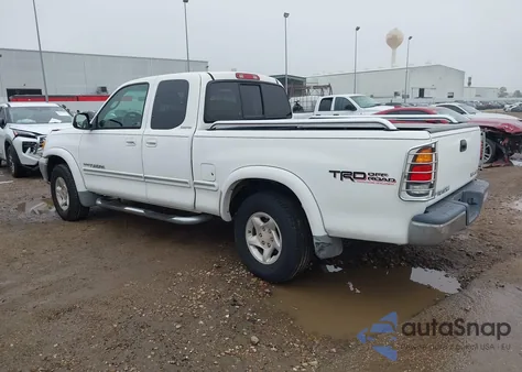 2000 Toyota Tundra Ltd V8 из США, поврежденный, VIN 5TBBT4816YS059351